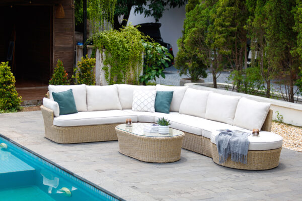 Como Curved Sofa and Coffee Table Set